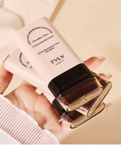 Foundation make-up concealer is light and thin to hold makeup, cover facial defects, and create a clear makeup effect