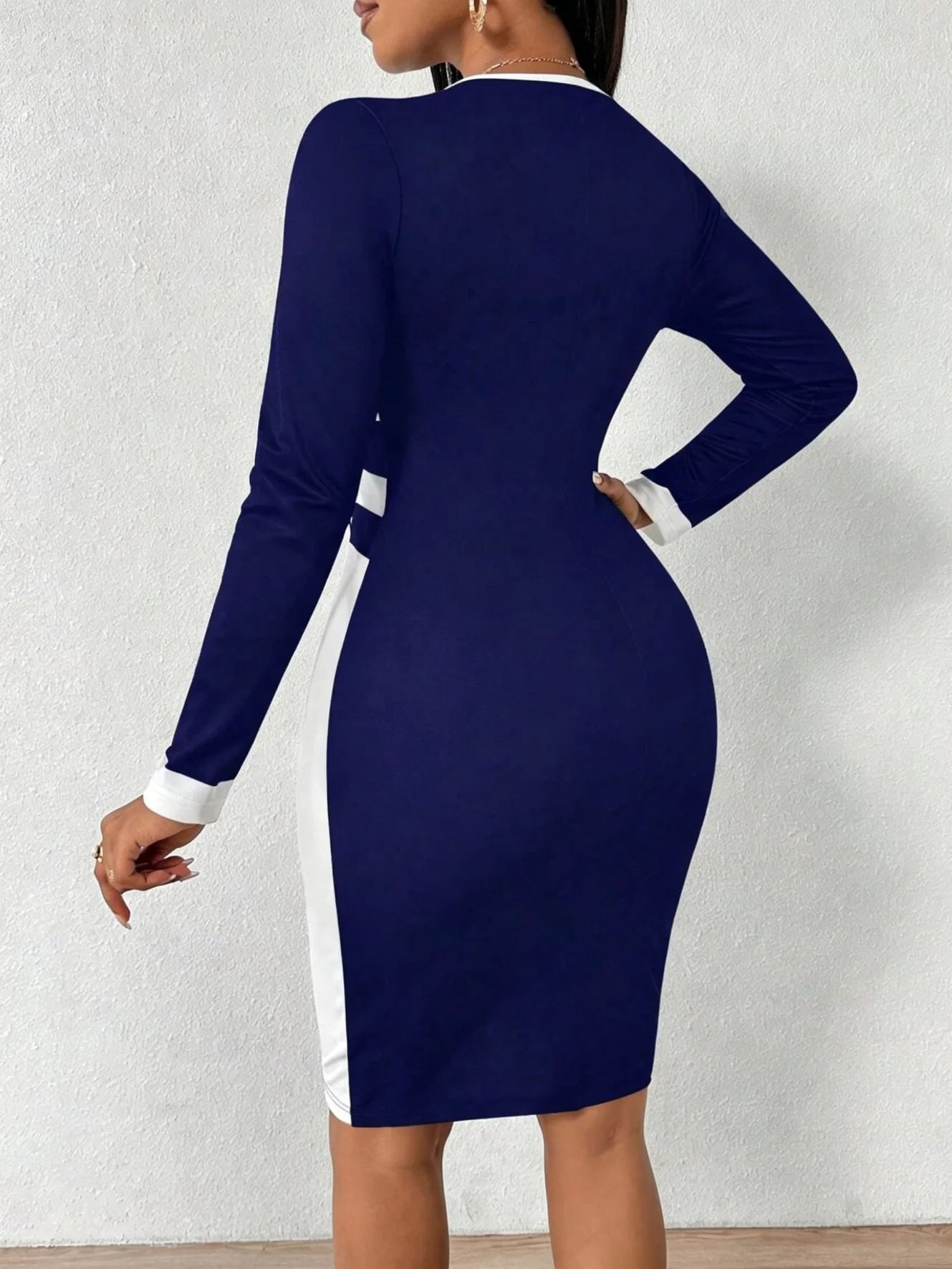 Women's Blue White Color Block Bodycon Dress - Long Sleeve Round Neck Midi Dress with Button Detail, for Office, Work & Formal